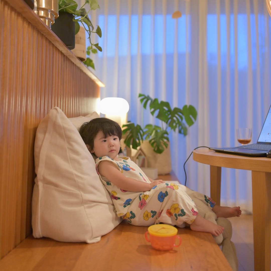 布団収納スペースにお困りの人、集まれ！『背もたれになる布団収納ケース』がIGさんのお家でも活躍中