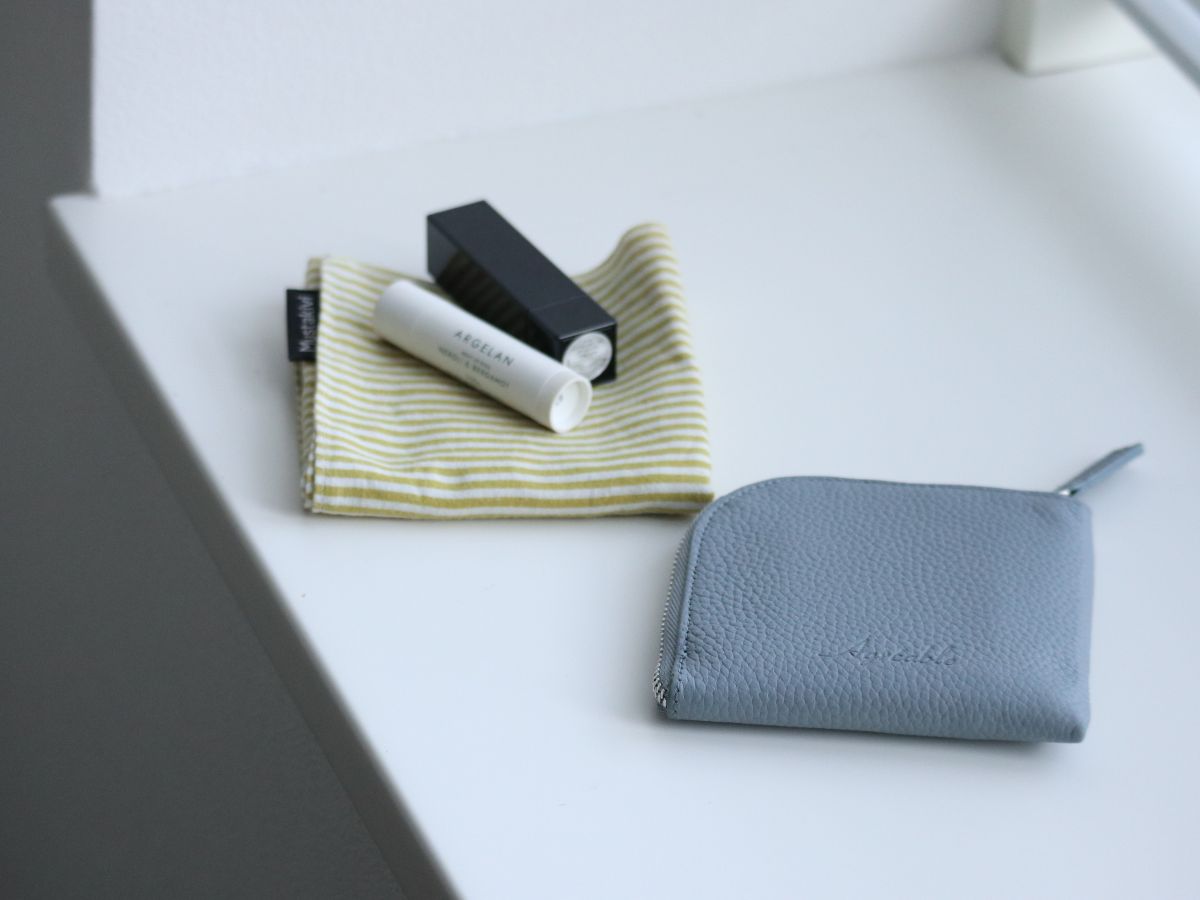 春のお財布決～めた！ミニマル派スタッフのハートを掴んだ、わずか8mmの新作はこれ