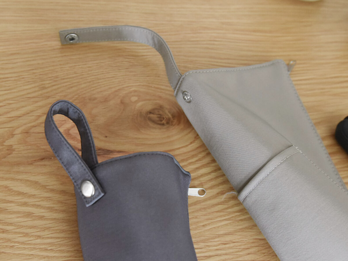 『バタバタの朝・散らかる洗面所』を卒業したい方へ。スタッフの太鼓判、耐熱300℃ヘアアイロンポーチを！