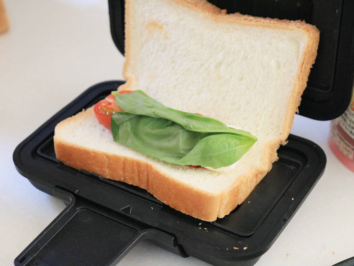 今日は何いれる？レンチンできる「ホットサンドメーカー」で作るアレンジレシピ４選