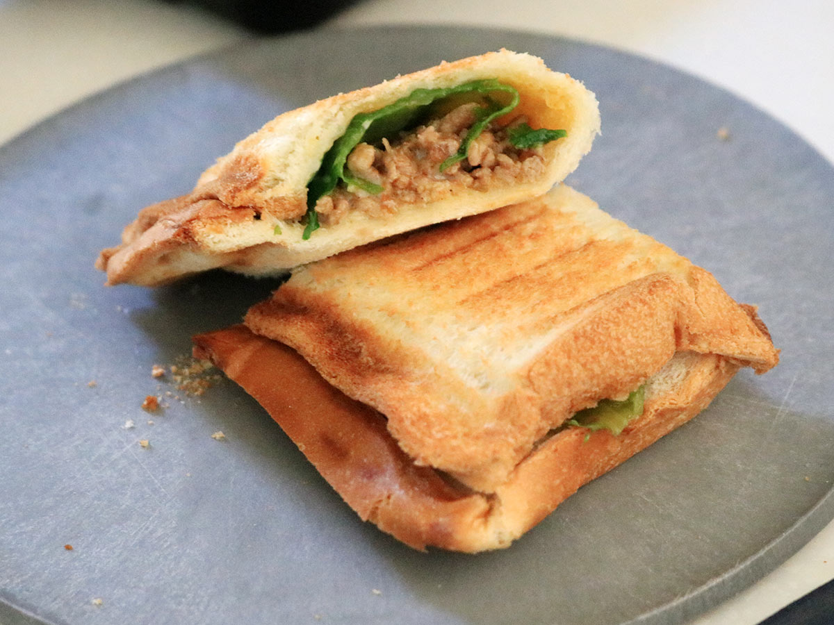 今日は何いれる？レンチンできる「ホットサンドメーカー」で作るアレンジレシピ４選