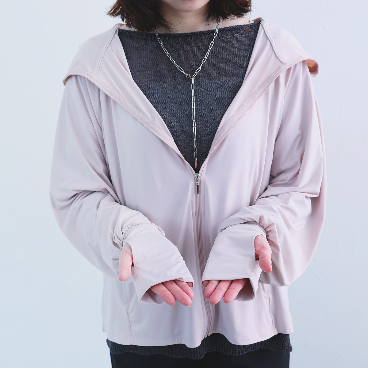 紫外線対策これで万全！3タイプから選べる「フル防備UVカットパーカー」をチェック